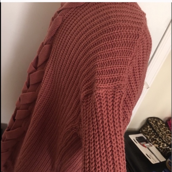 Women’s - Blush Pink Cardigan Zid Zad Pattern On Back - Picture 4 of 4